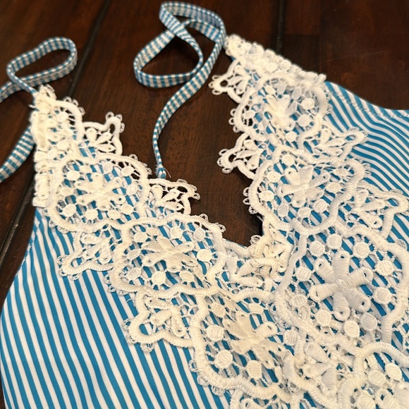 New In Bag Ladies Small Blue/White One Piece - Picture 3 of 7